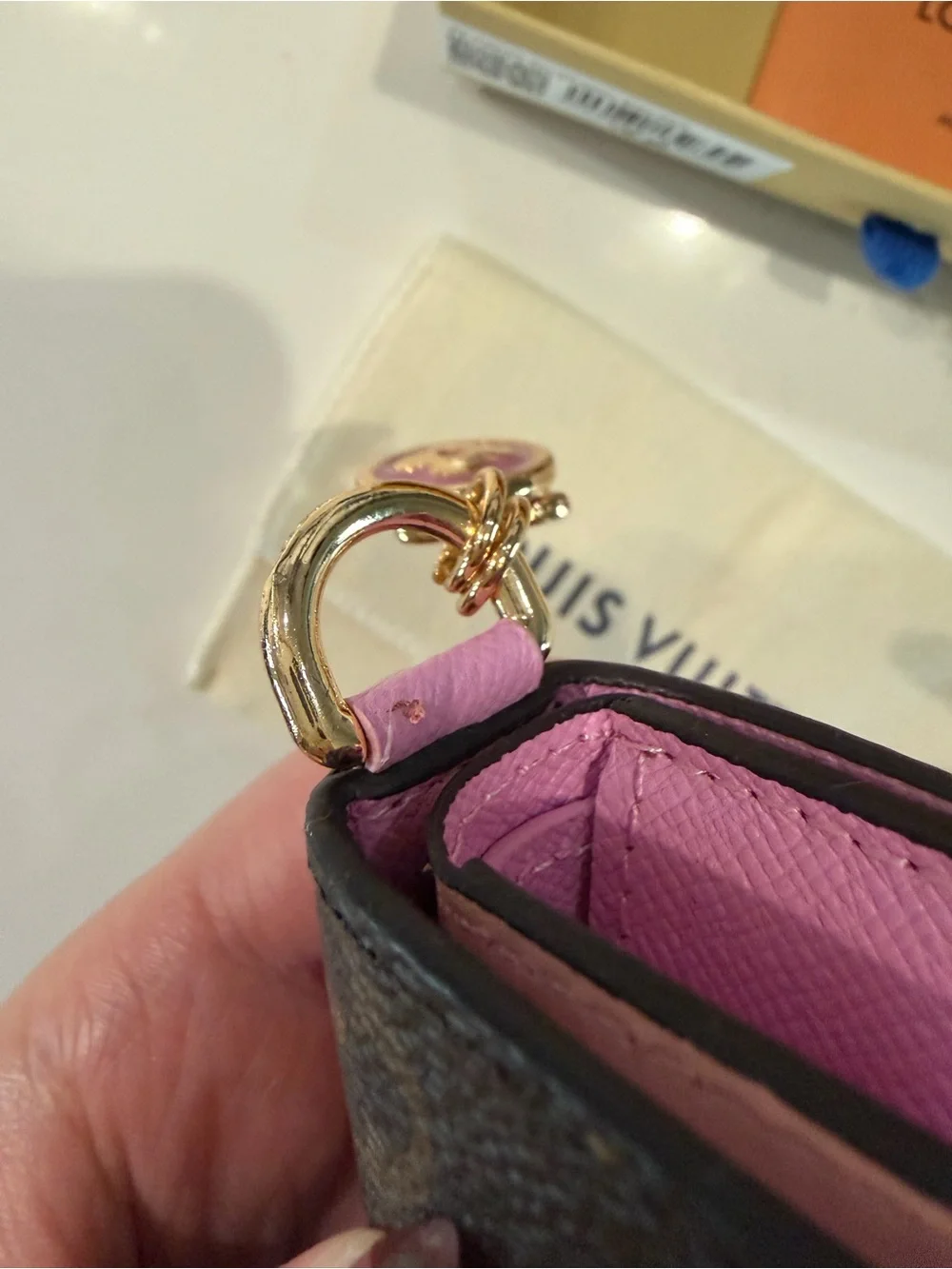 Wallet - Picture 4 of 6